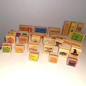 Lot Of 25 HALLOWEEN/FALL Wood Rubber Stamps Crafts